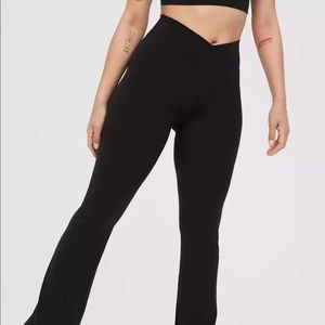 Aerie offline leggings crossover